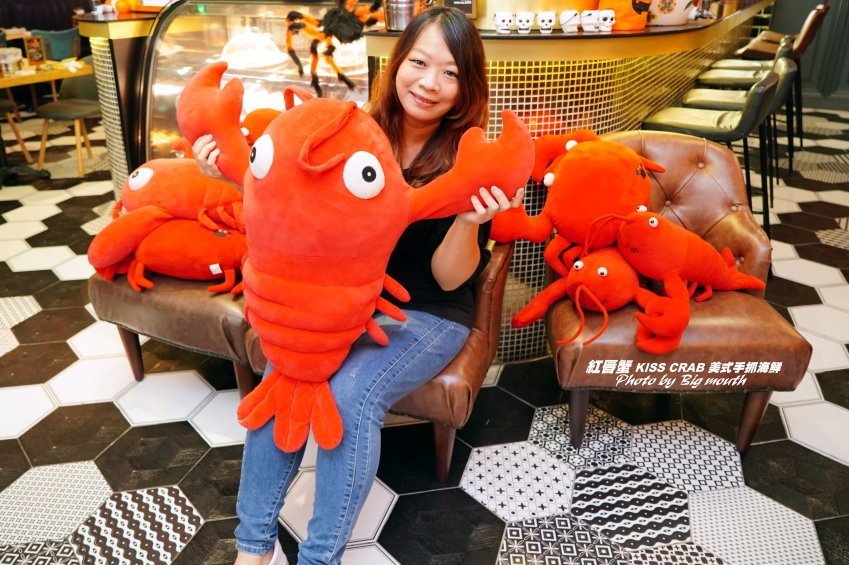 【桃園中壢】紅唇蟹KISS CRAB美式手抓海鮮．帝王蟹+炙燒牛排+海鮮鍋!
