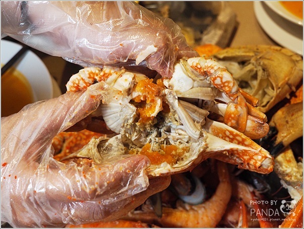 Kiss crab 紅唇蟹 手抓海鮮餐廳 (59)