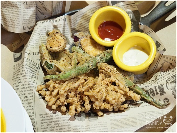 Kiss crab 紅唇蟹 手抓海鮮餐廳 (22)