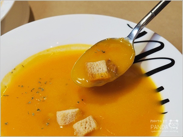 Kiss crab 紅唇蟹 手抓海鮮餐廳 (19)