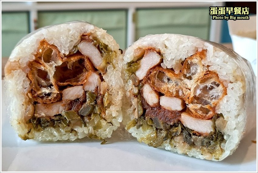 【桃園早餐】蛋蛋早餐店.大份量古早味粉漿起司蛋餅,Q滑香嫩超飽足!