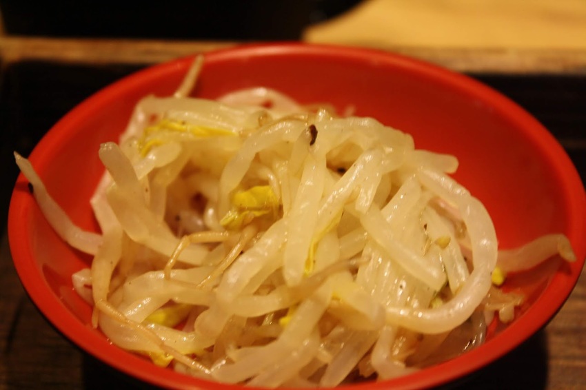 【蘆洲美食】熊賀燒肉丼飯-集賢路上平價丼飯推薦!還有免費湯品、飲料、小菜、甜點~