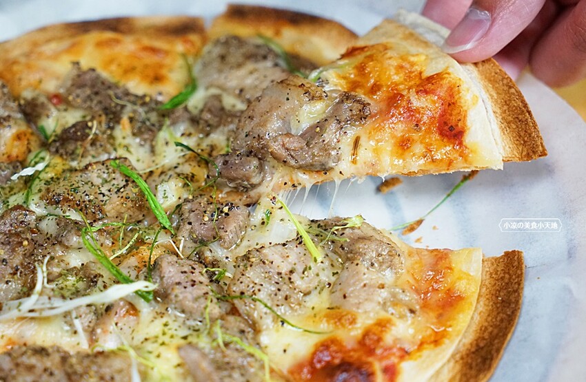 老饕帶你從早吃到晚,小資族聚餐新選擇!平價複合式餐酒館,多國料理美食,從早午餐一路吃到宵夜(近中國醫