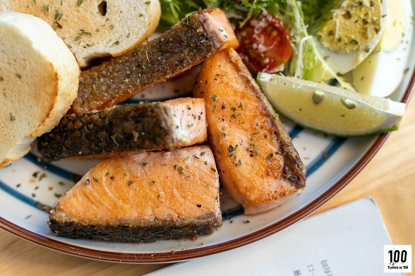 【台中北區美食】迷路 & Elk｜複合式餐酒館結合豐盛早午餐，網羅 200 種各國酒款，吃得到多樣化食材！ | 別墅裡的 100 種味道