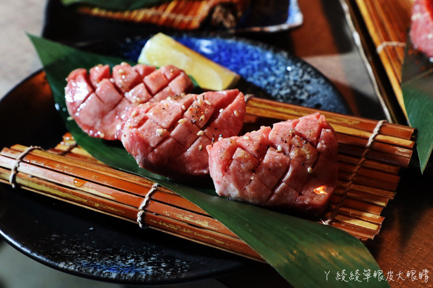 新竹燒肉推薦阿叔燒肉!被燒肉耽誤的炒飯店,平日中午也能吃火鍋燒烤!生日壽星優惠餐廳