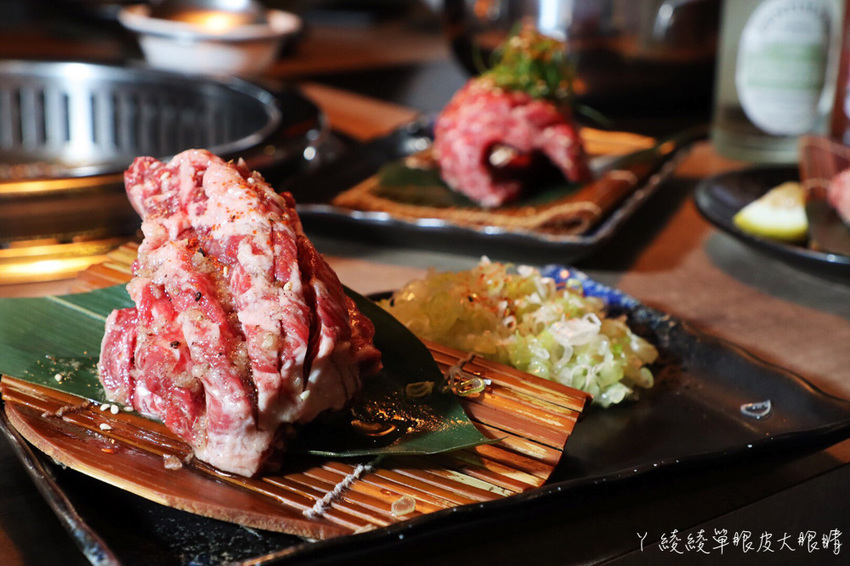 新竹燒肉推薦阿叔燒肉!被燒肉耽誤的炒飯店,平日中午也能吃火鍋燒烤!生日壽星優惠餐廳