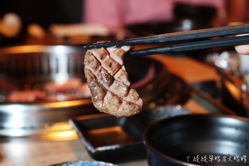 新竹燒肉推薦阿叔燒肉!被燒肉耽誤的炒飯店,平日中午也能吃火鍋燒烤!生日壽星優惠餐廳