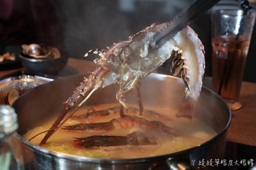 新竹燒肉推薦阿叔燒肉!被燒肉耽誤的炒飯店,平日中午也能吃火鍋燒烤!生日壽星優惠餐廳