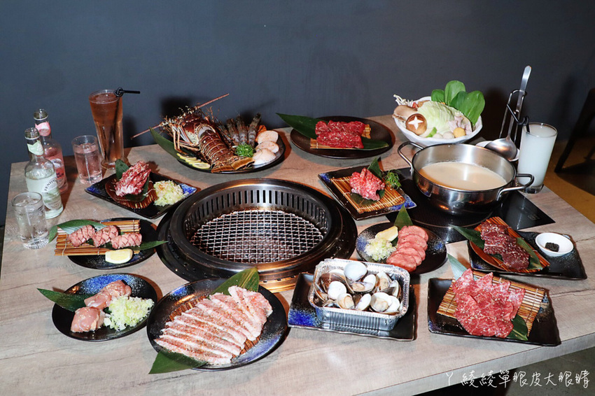 新竹燒肉推薦阿叔燒肉!被燒肉耽誤的炒飯店,平日中午也能吃火鍋燒烤!生日壽星優惠餐廳