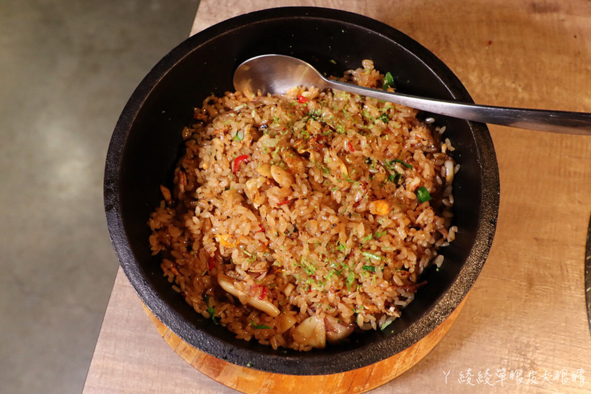 新竹燒肉推薦阿叔燒肉!被燒肉耽誤的炒飯店,平日中午也能吃火鍋燒烤!生日壽星優惠餐廳