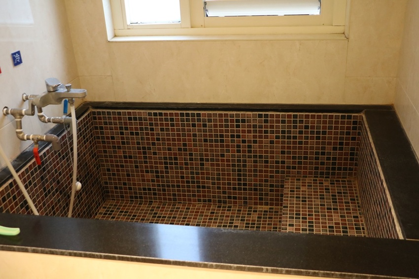 新北烏來住宿。烏來輕井澤溫泉旅館 平價溫泉飯店、鄰近烏來老街、烏來台車