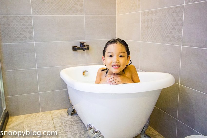 【台中一中商圈住宿】香榭驪舍大飯店～近商圈生活機能佳，網美打卡牆、彩繪藝術，充滿藝術氣息的飯店