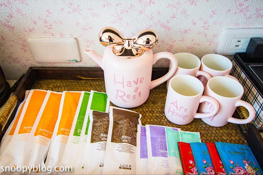 【台中一中商圈住宿】香榭驪舍大飯店～近商圈生活機能佳，網美打卡牆、彩繪藝術，充滿藝術氣息的飯店