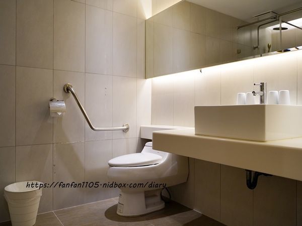 【台中住宿推薦】香榭驪舍大飯店 #一中街附近 #中國醫藥大學 #彩繪課程 #安心旅遊補助 (9).JPG