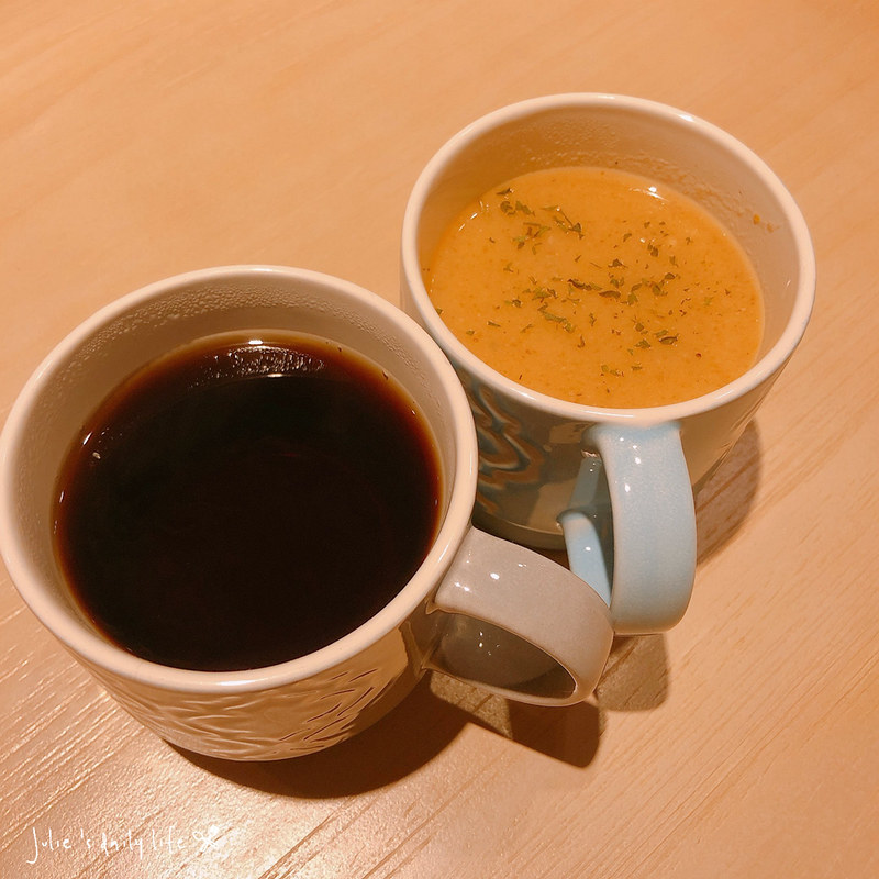 Gluten-Free Diet,Low GI,Low-Card Diet,MENU,Vegetarnian Dishes,World GYM天母店對面的高蛋白料理,低GI,低GI飲食,低溫烹調,健康料理,健身以後吃甚麼?,健身餐,士林,士林天母,天母,天母圓環,天母生活市集,減醣飲食,無奶,無糖,無麩質,無麩質料理,砧板原食料理,美食,腰果花,腰果花砧板原食料理,舒肥飲食,菜單,蔬食料理,養生料理 @跟著Julie一起走吧