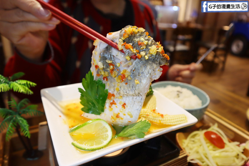 南京復興站-Coco Brother 椰兄-南京店.泰式料理.新菜色-冬蔭功酸辣海陸mama麵.泰式酸辣清蒸檸檬魚