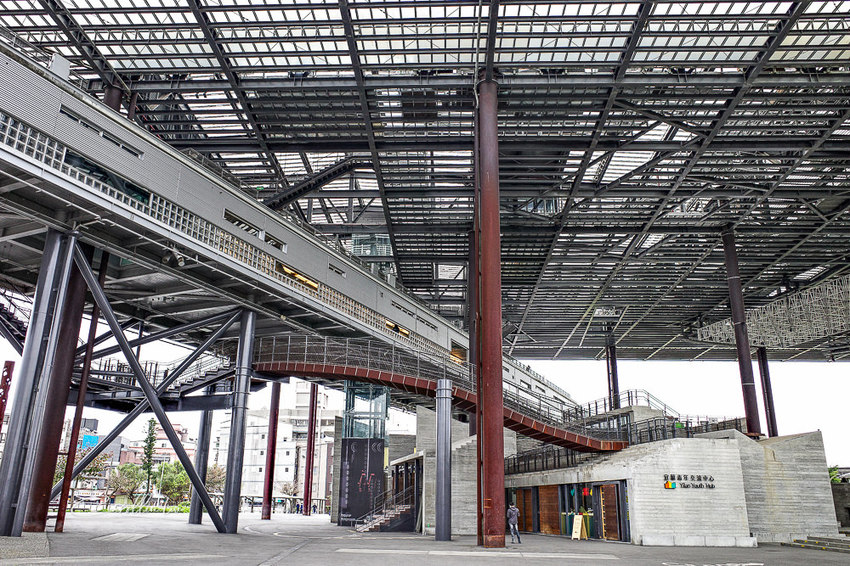 《 東旅湯宿風華漾館》礁溪泡湯，一泊二食 宜蘭溫泉住宿推薦 - 卡琳。摸魚兒趣