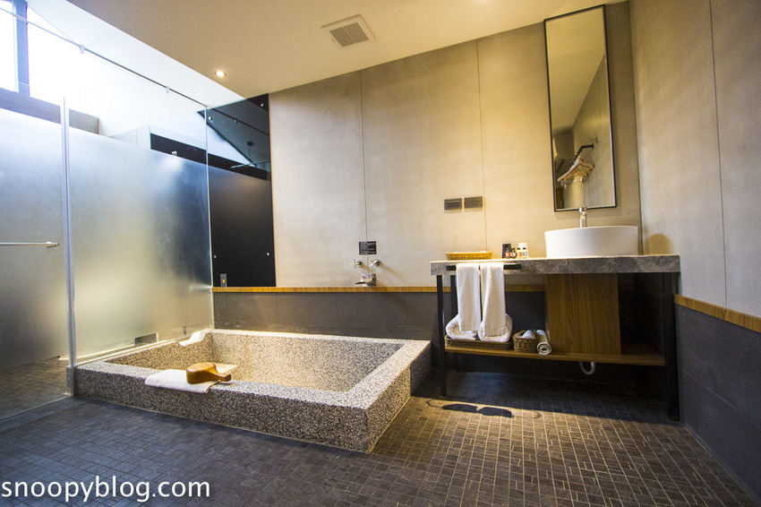 【宜蘭溫泉住宿】礁溪泡湯｜東旅湯宿風華漾館～逾半百老舊旅舍大變身，提供早餐＋下午茶一泊二食，每間客房都有獨立泡湯池