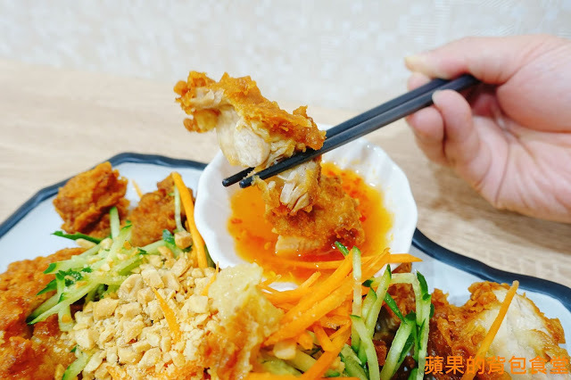 [食記] 新竹北區 - 楊家米干雲南美食 自製米甘 鮮甜厚切豬肉 異國香料與鮮蝦完美結合 打拋豬香味撲鼻好下飯