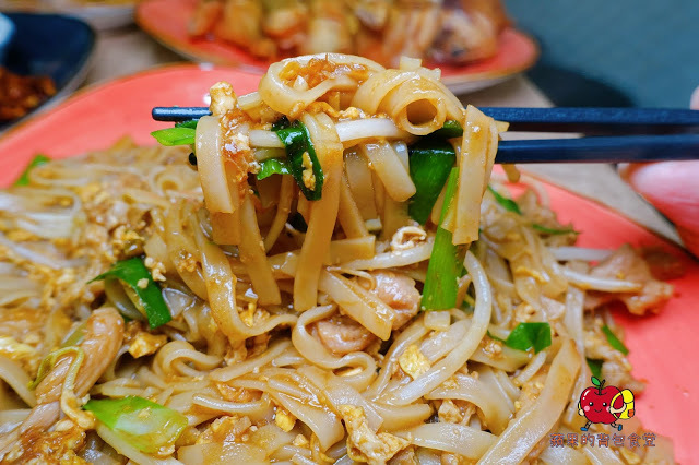 [食記] 新竹北區 - 楊家米干雲南美食(二訪) 純手工製作米干 檸檬香茅奶香四溢 泰式炒媽媽麵 泰式酸辣炒蝦 用料新鮮澎湃