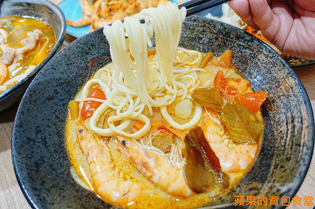 [食記] 新竹北區 - 楊家米干雲南美食 自製米甘 鮮甜厚切豬肉 異國香料與鮮蝦完美結合 打拋豬香味撲鼻好下飯