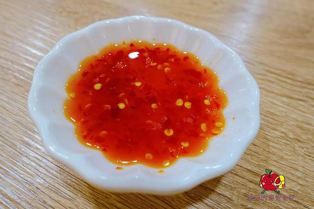 [食記] 新竹北區 - 楊家米干雲南美食(二訪) 純手工製作米干 檸檬香茅奶香四溢 泰式炒媽媽麵 泰式酸辣炒蝦 用料新鮮澎湃