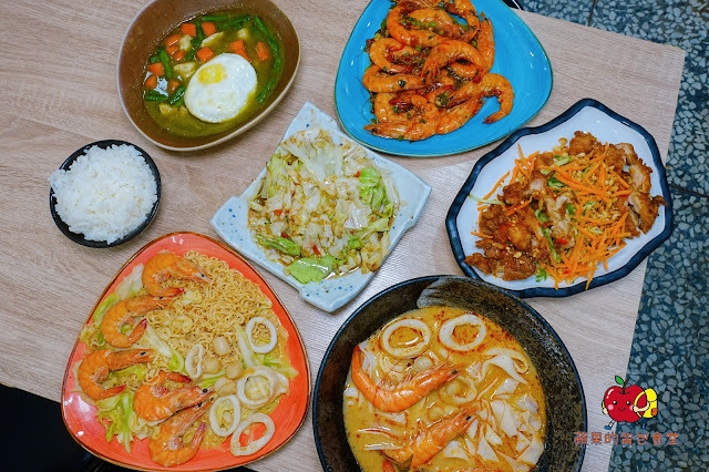 [雲泰美食] 新竹 - 楊家米干 用料實在又開胃的泰式海鮮酸辣米干 微辣又脆口的蝦醬炒食蔬 結合酥脆與細嫩口感的泰式椒麻雞