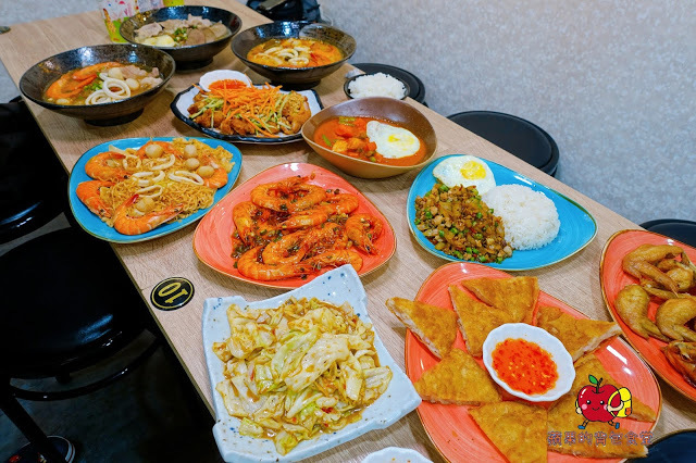 [食記] 新竹北區 - 楊家米干雲南美食(二訪) 純手工製作米干 檸檬香茅奶香四溢 泰式炒媽媽麵 泰式酸辣炒蝦 用料新鮮澎湃