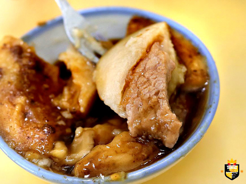 台南小吃／傳統古早味只賣2樣／飄香20多年老饕口袋名單／每日限量晚來吃不到／當天現做不賣隔夜貨／在地人從小吃到大