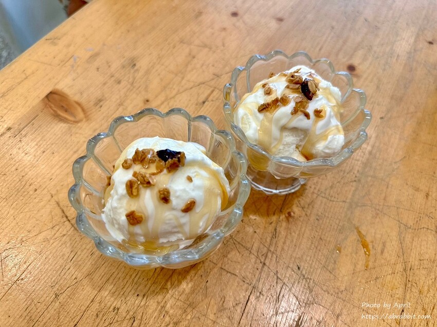 台中后里寵物友善餐廳推薦！春坂早午餐店貓陪吃幸福滿分。