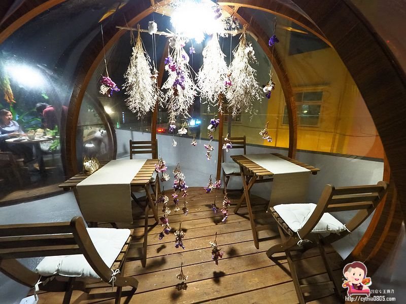 桃園中壢美食-blossom forest 食甸森蒔-中壢絕美玻璃球包廂，泡泡屋好浪漫 @民宿女王芽月-美食.旅遊.全台趴趴走