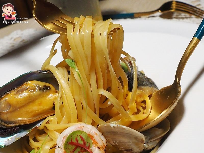 桃園中壢美食-blossom forest 食甸森蒔-中壢絕美玻璃球包廂，泡泡屋好浪漫 @民宿女王芽月-美食.旅遊.全台趴趴走