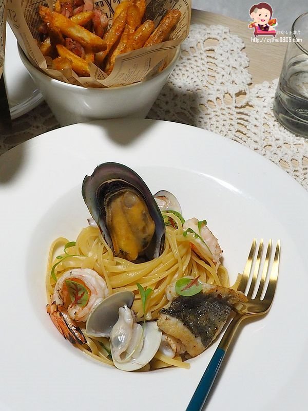 桃園中壢美食-blossom forest 食甸森蒔-中壢絕美玻璃球包廂，泡泡屋好浪漫 @民宿女王芽月-美食.旅遊.全台趴趴走