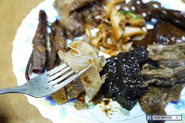 板橋滷味【島瓜滷味】超推魔菜脆腸/豬耳朵/涼麵/古早味芋頭粥/板橋美食