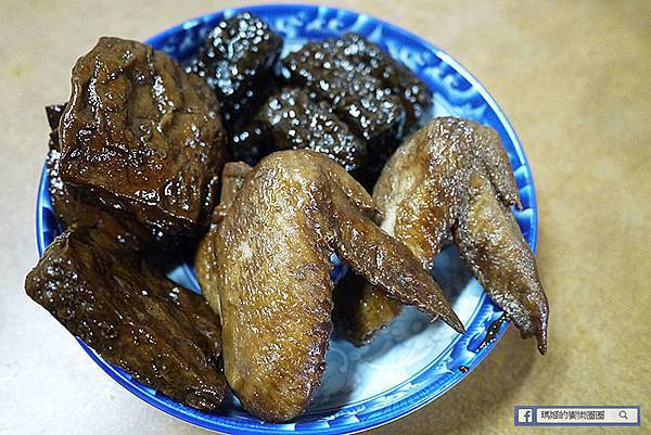 板橋滷味【島瓜滷味】超推魔菜脆腸/豬耳朵/涼麵/古早味芋頭粥/板橋美食