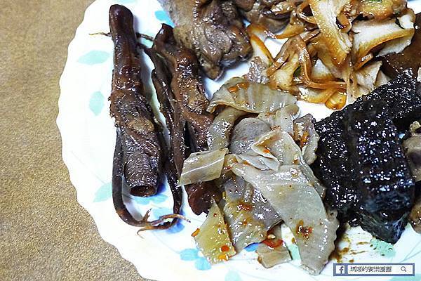 板橋滷味【島瓜滷味】超推魔菜脆腸/豬耳朵/涼麵/古早味芋頭粥/板橋美食