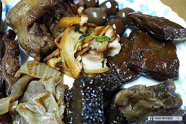 板橋滷味【島瓜滷味】超推魔菜脆腸/豬耳朵/涼麵/古早味芋頭粥/板橋美食