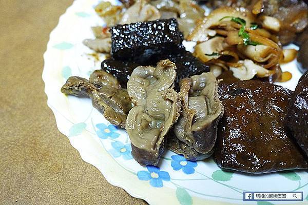 板橋滷味【島瓜滷味】超推魔菜脆腸/豬耳朵/涼麵/古早味芋頭粥/板橋美食