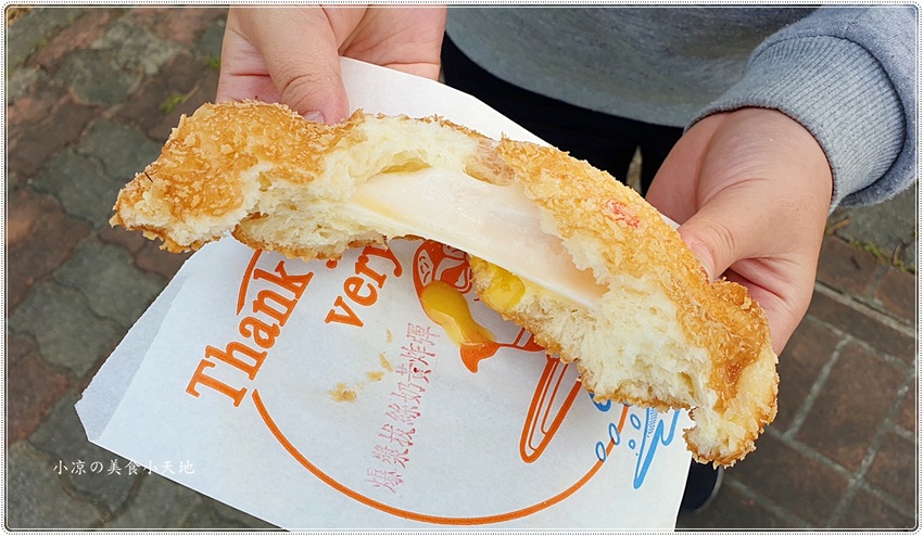 茶奶奶手作點心║隱身在透天厝的銅板午茶點心,療癒系起司芋頭捲、爆漿拔絲奶皇炸彈、菜脯香腸營養三明治都很推唷!