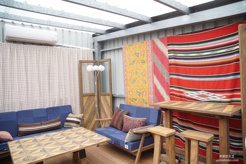 [新莊 純白系鐵皮屋 Poolpool美墨餐廳] 時尚異國情調X早午餐咖啡 超殺記憶體的夢幻場景! 附設酷炫溜滑板場 鄰近新北產業園區 - 安妮的天空