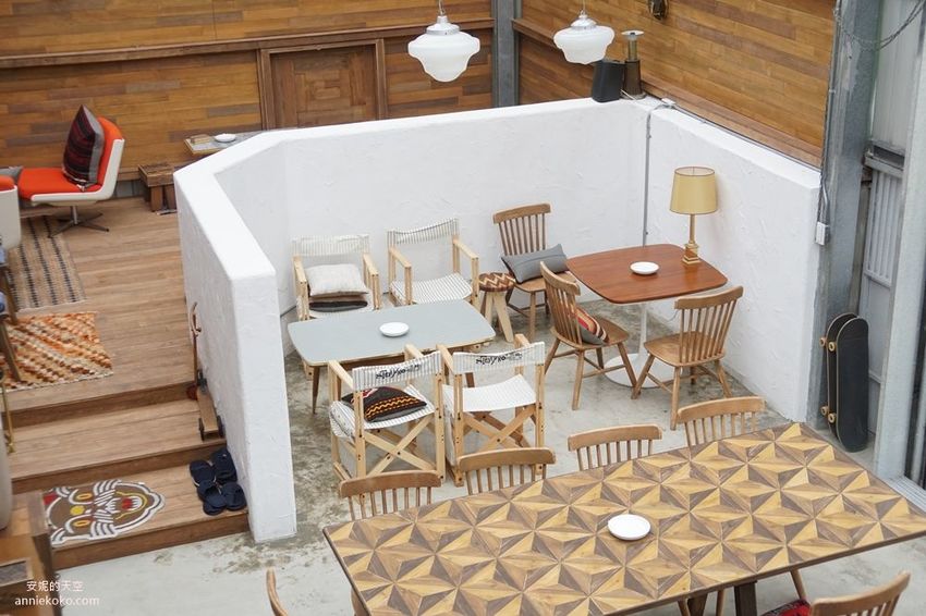 [新莊 純白系鐵皮屋 Poolpool美墨餐廳] 時尚異國情調X早午餐咖啡 超殺記憶體的夢幻場景! 附設酷炫溜滑板場 鄰近新北產業園區 - 安妮的天空