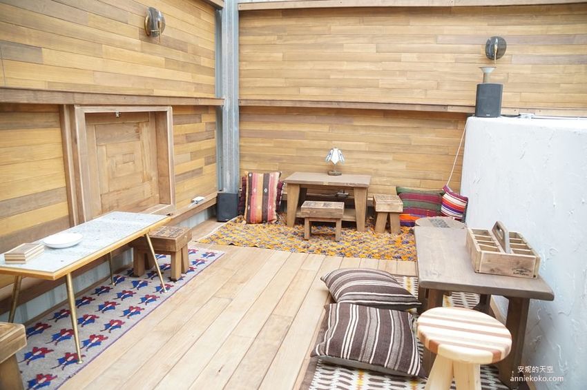 [新莊 純白系鐵皮屋 Poolpool美墨餐廳] 時尚異國情調X早午餐咖啡 超殺記憶體的夢幻場景! 附設酷炫溜滑板場 鄰近新北產業園區 - 安妮的天空