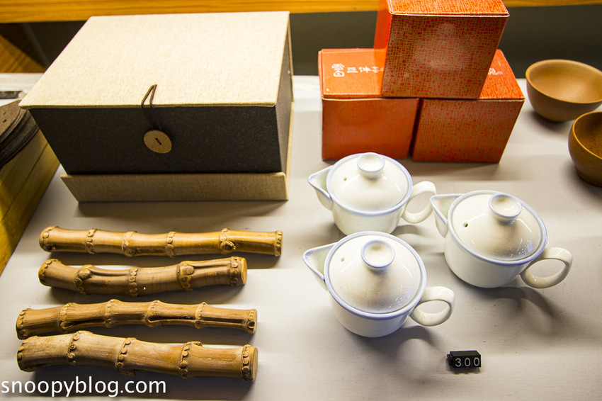 萬華茶館|柳隅茶舍~台灣茶、普洱茶專賣,老闆精通五國語言,外國旅客都指定要來這裡喝茶