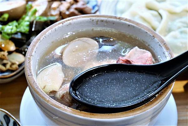 P1930945.JPG P1930945.JPG