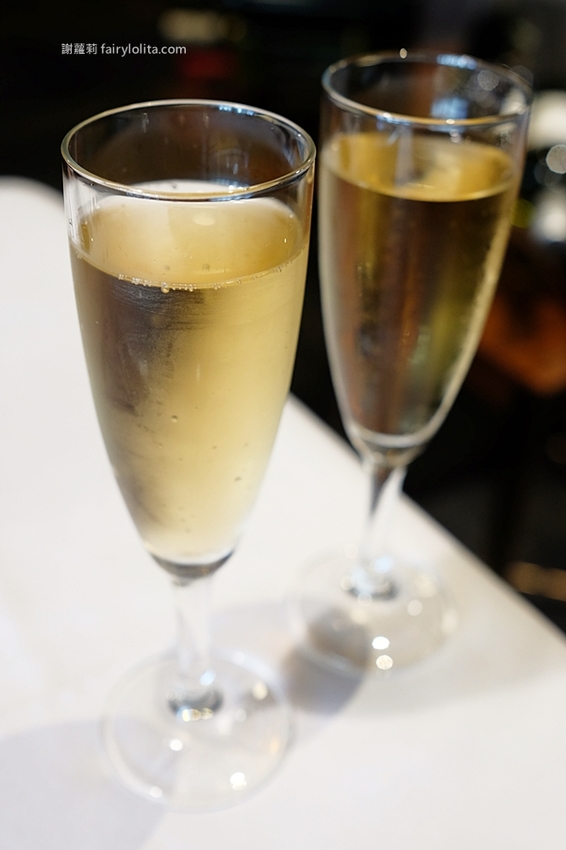 王品牛排（同德店）。大啖「炙燒帶骨牛小排」、「活龍蝦海鮮盤」，2020年全新菜色搶光看！ @蹦啾♥謝蘿莉 La vie heureuse