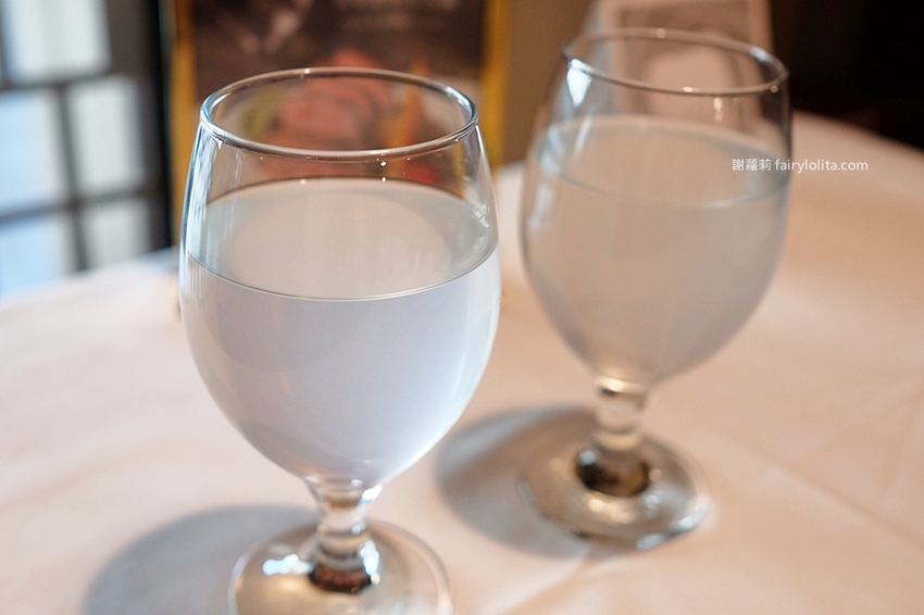 王品牛排（同德店）。大啖「炙燒帶骨牛小排」、「活龍蝦海鮮盤」，2020年全新菜色搶光看！ @蹦啾♥謝蘿莉 La vie heureuse