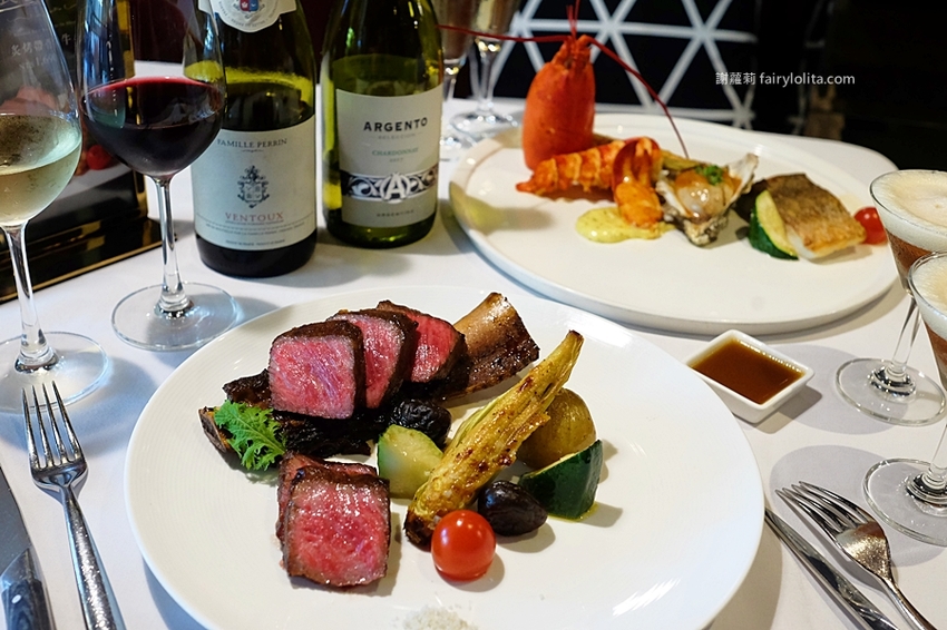 王品牛排（同德店）。大啖「炙燒帶骨牛小排」、「活龍蝦海鮮盤」，2020年全新菜色搶光看！ @蹦啾♥謝蘿莉 La vie heureuse