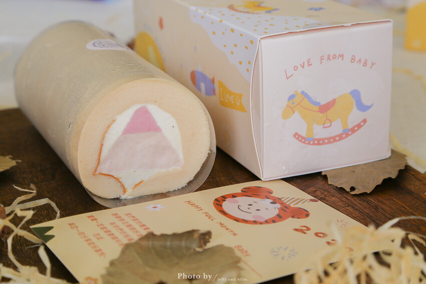 【宅配美食】金帛手製彌月蛋糕，夢幻造型雪糕捲，初戀蜜桃伯爵、芝麻鐵觀音大推！ - 又要飛去哪！？