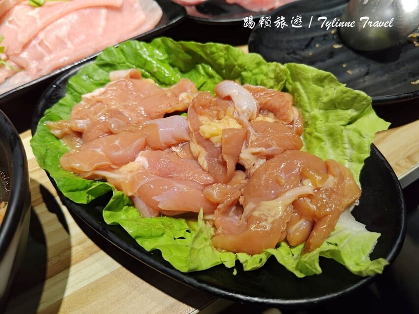 新北市永和區【新北美食】饗食鍋，一人獨享火烤兩吃鍋 | 在地超人氣必吃小火鍋，鴛鴦鍋雙湯頭超享受 | 永和平價火鍋推薦