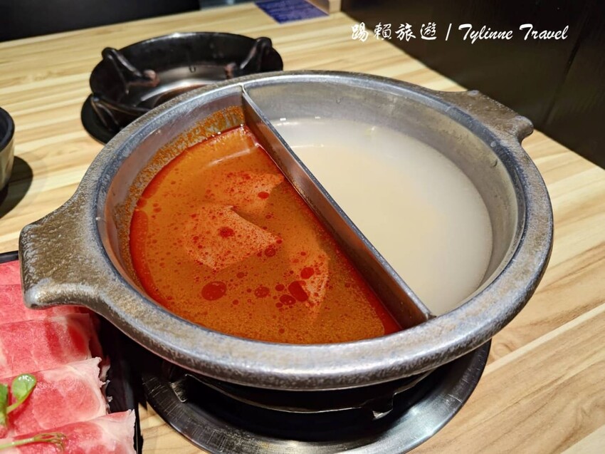 新北市永和區【新北美食】饗食鍋，一人獨享火烤兩吃鍋 | 在地超人氣必吃小火鍋，鴛鴦鍋雙湯頭超享受 | 永和平價火鍋推薦